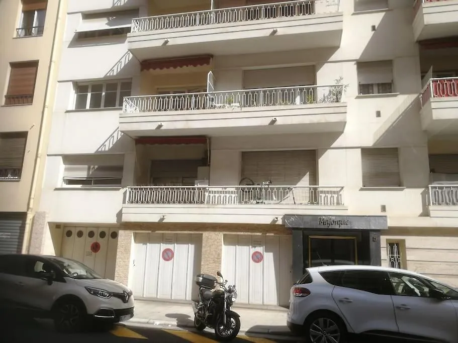 Apartment Appart 6 Couchages Proche Centre, Grande Terrasse Nizza